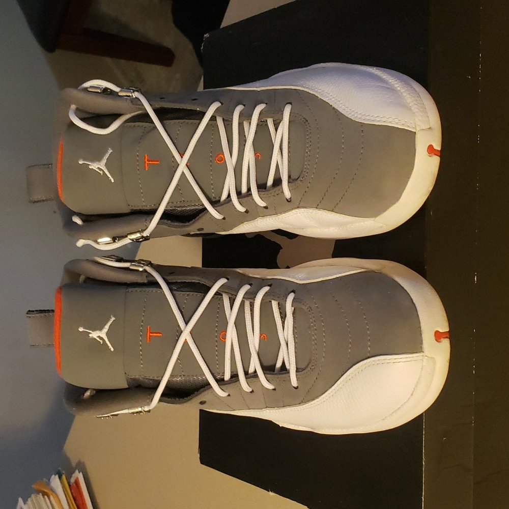 Air Jordan 12 Retro - Cool Grey